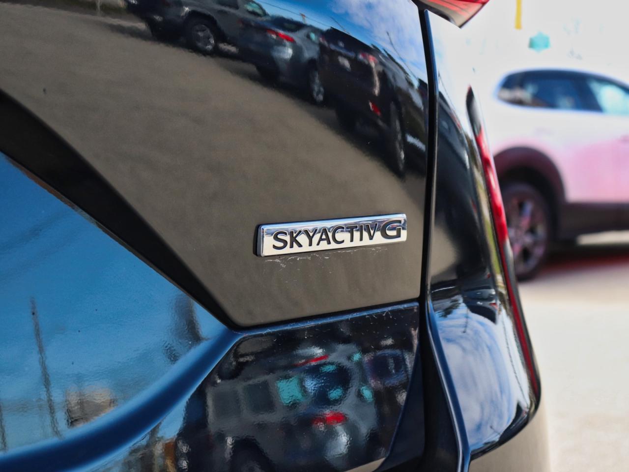 2024 Mazda CX-5 KURO EDITION- RED LEATHER, MOORNOOF, IACTIV SAFETY Photo