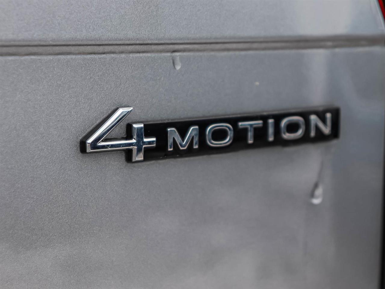 2024 Volkswagen Tiguan Comfortline R-Line Black Edition Photo