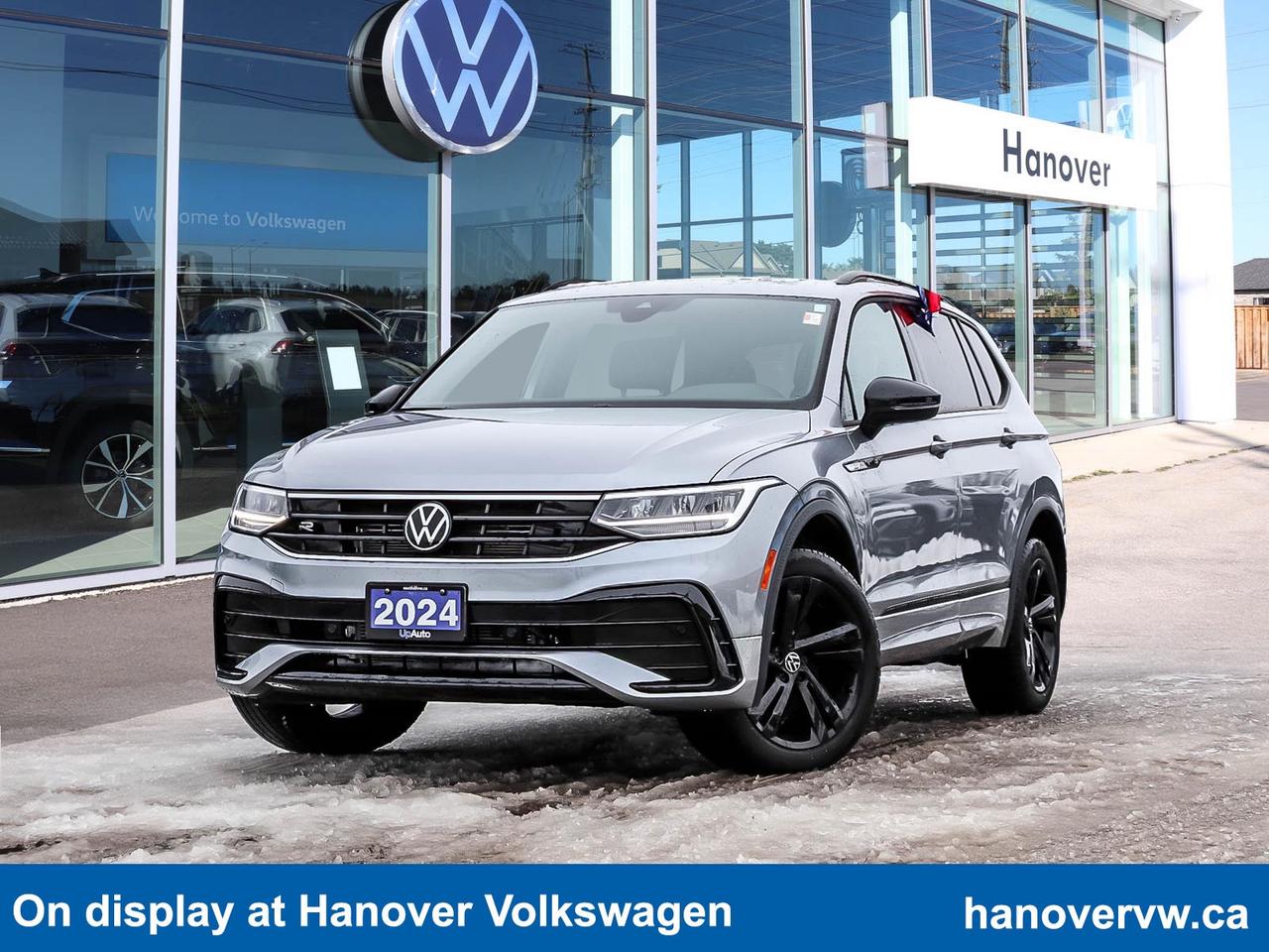 2024 Volkswagen Tiguan Comfortline R-Line Black Edition Photo