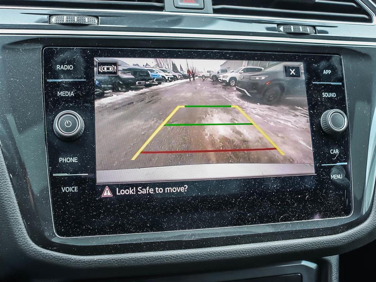 2024 Volkswagen Tiguan Comfortline R-Line Black Edition Photo