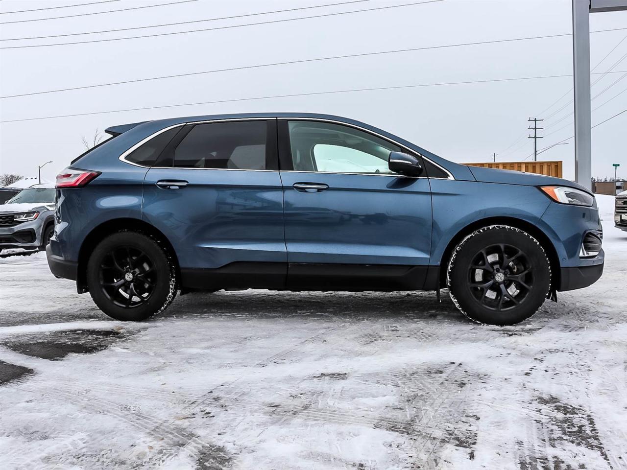 2019 Ford Edge Titanium Photo