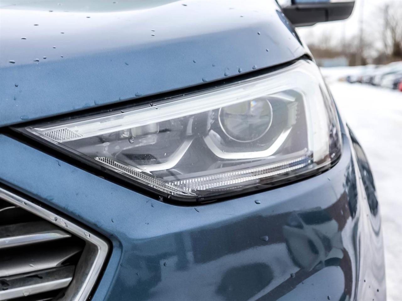 2019 Ford Edge Titanium Photo