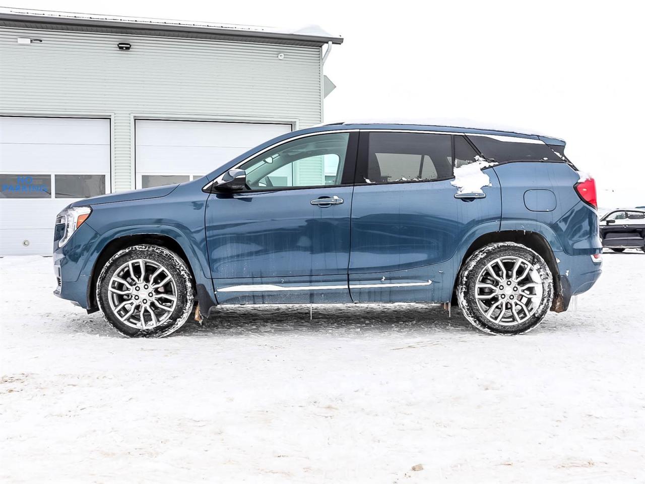 2024 GMC Terrain Denali Photo