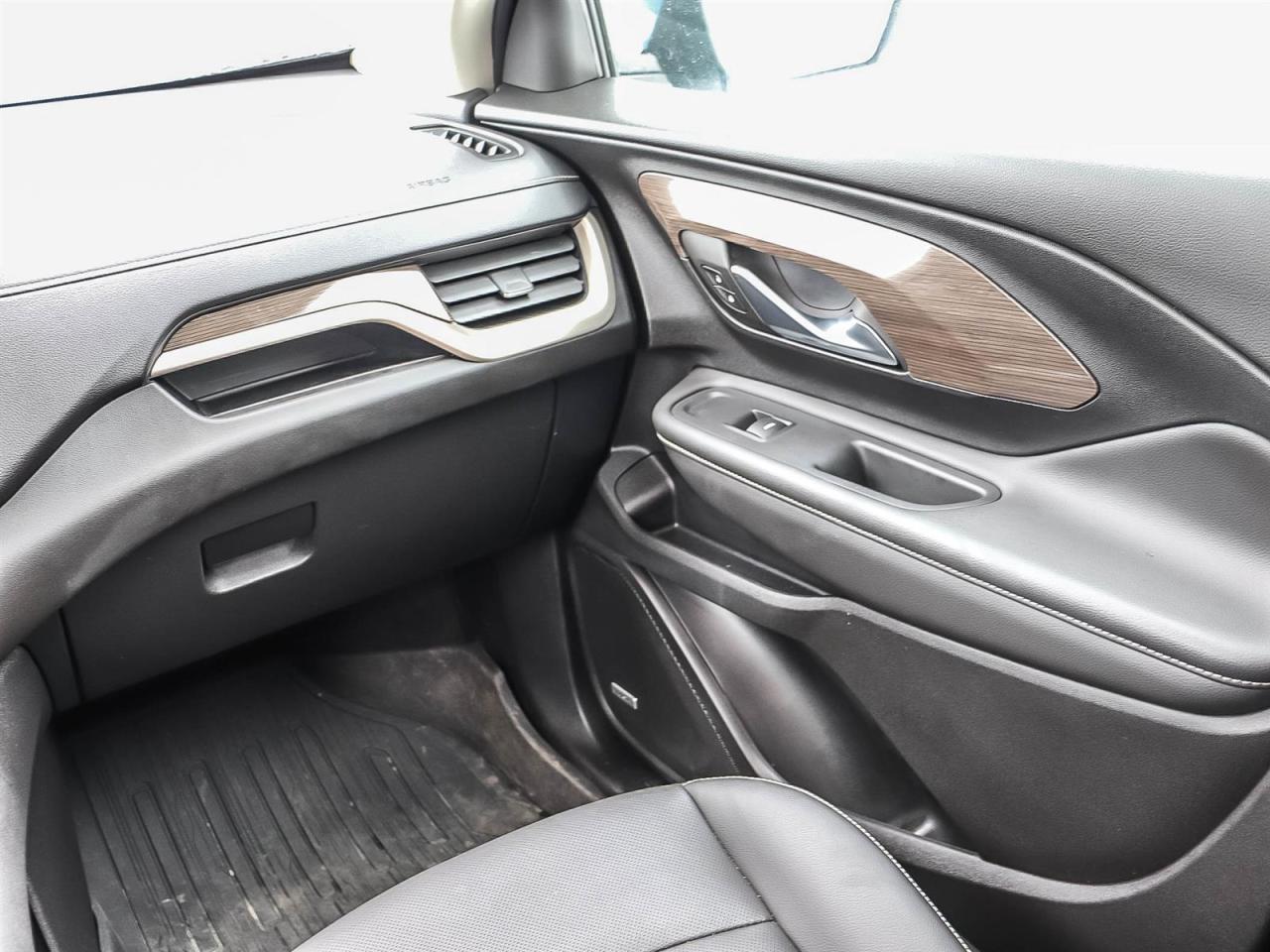 2024 GMC Terrain Denali Photo