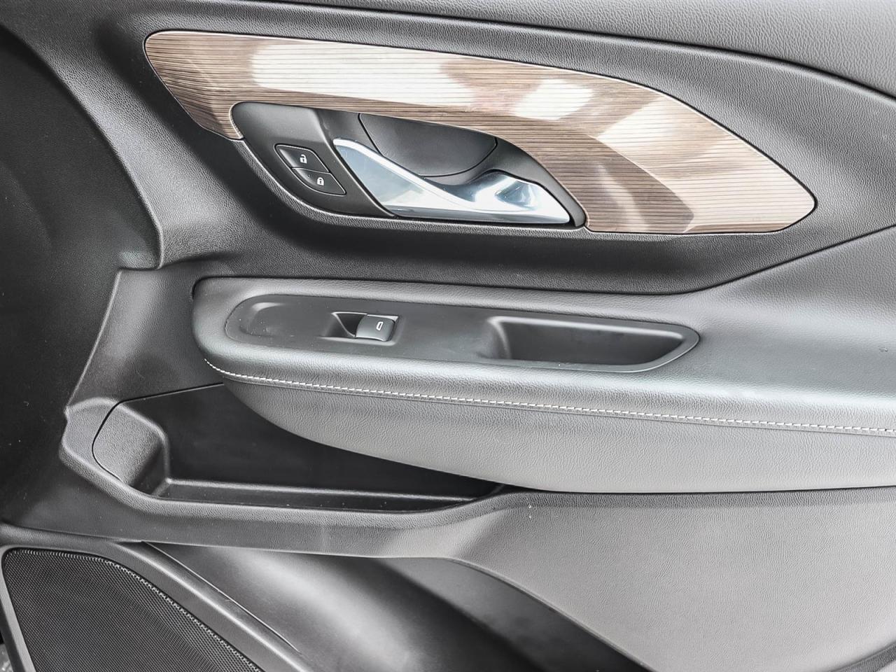 2024 GMC Terrain Denali Photo