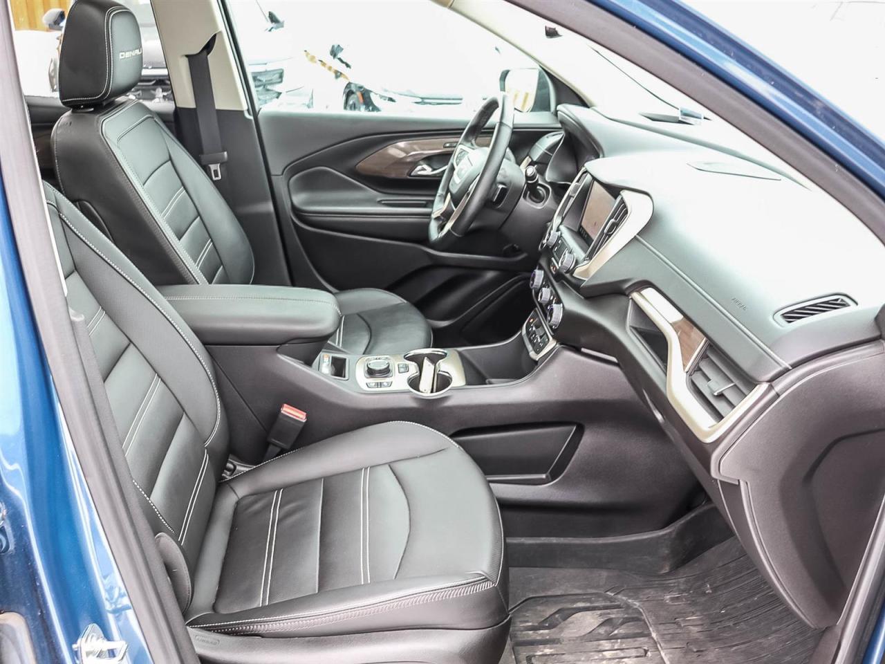 2024 GMC Terrain Denali Photo