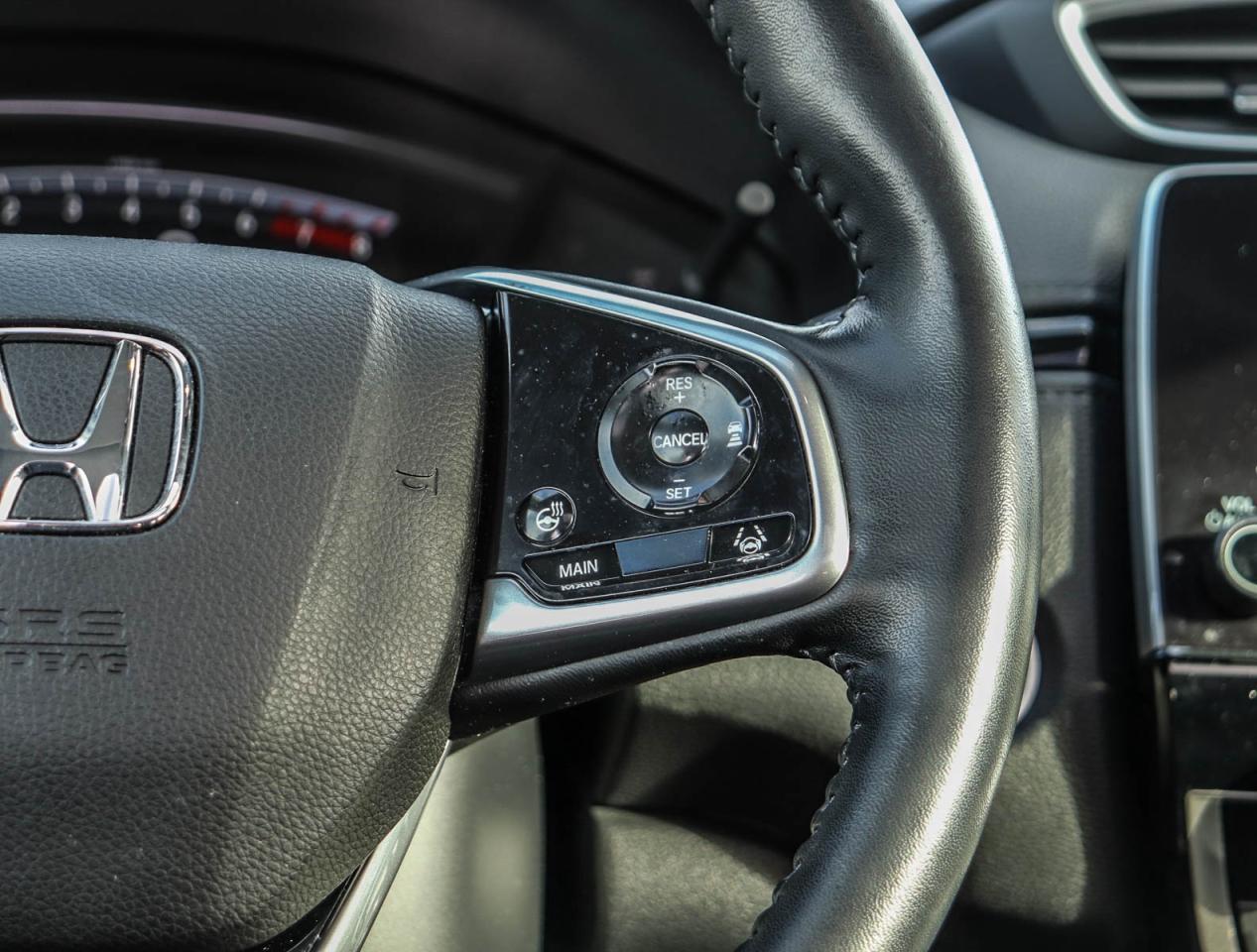 2022 Honda CR-V Touring Photo