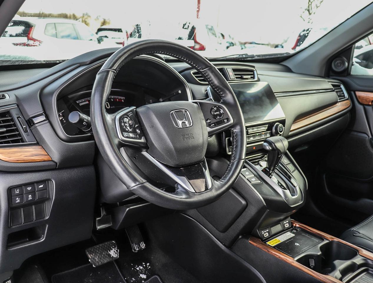 2022 Honda CR-V Touring Photo