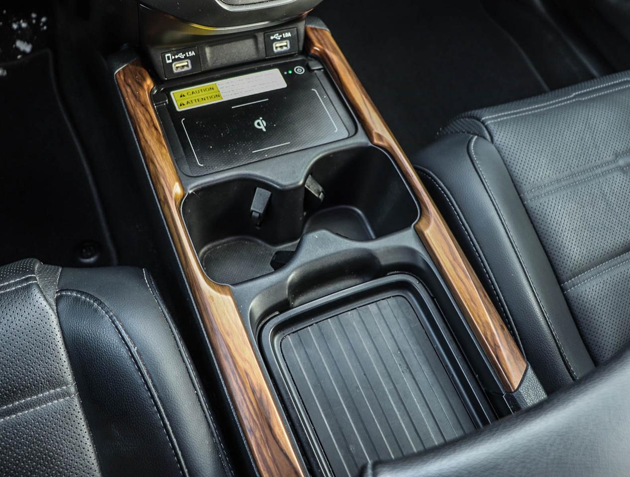 2022 Honda CR-V Touring Photo