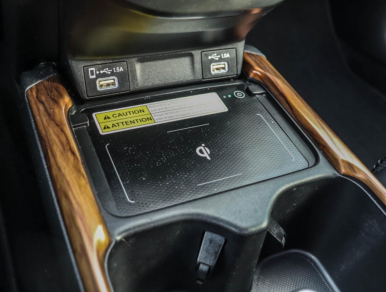 2022 Honda CR-V Touring Photo