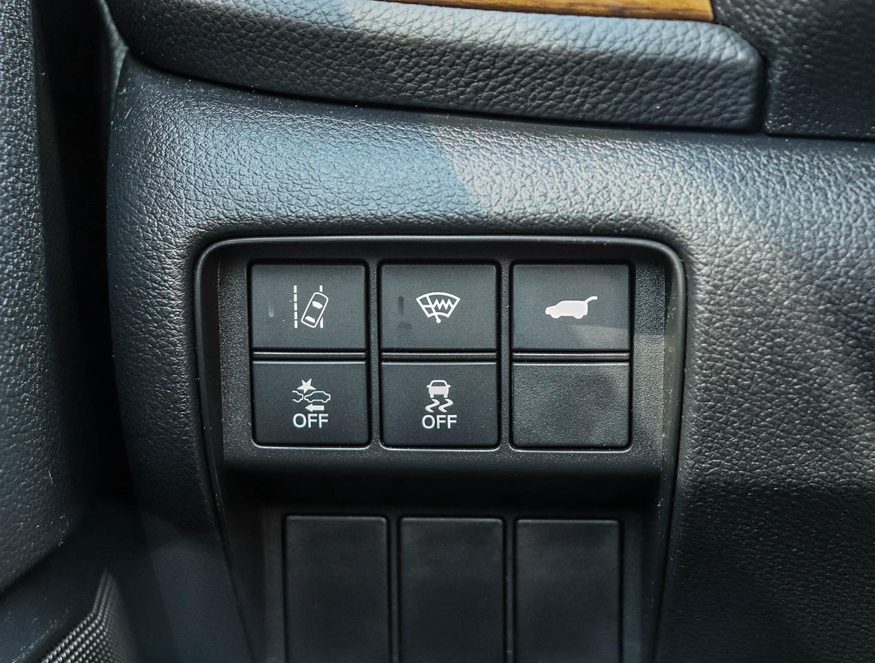 2022 Honda CR-V Touring Photo