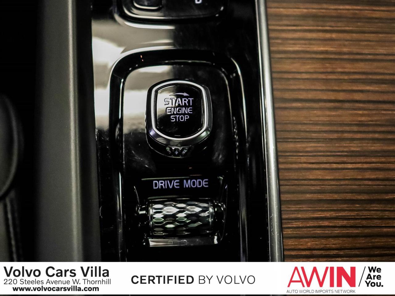 2021 Volvo XC60 T8 eAWD Inscription Expression Photo