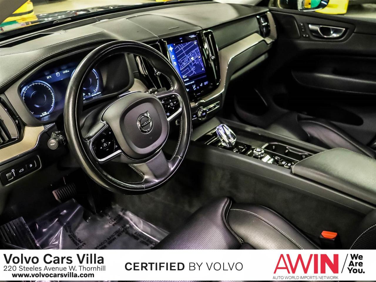 2021 Volvo XC60 T8 eAWD Inscription Photo