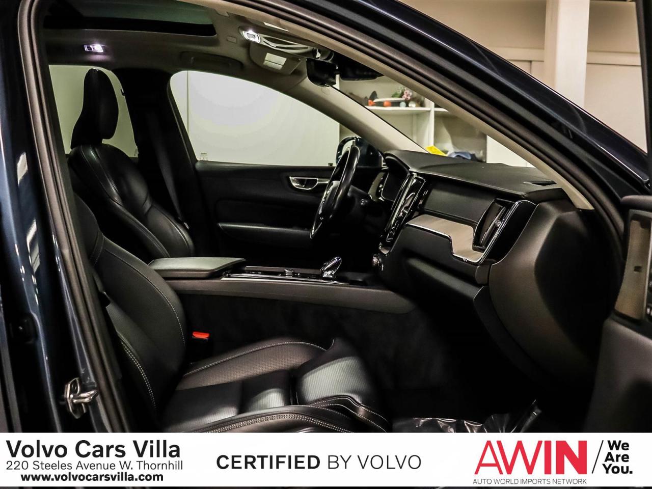 2021 Volvo XC60 T8 eAWD Inscription Photo