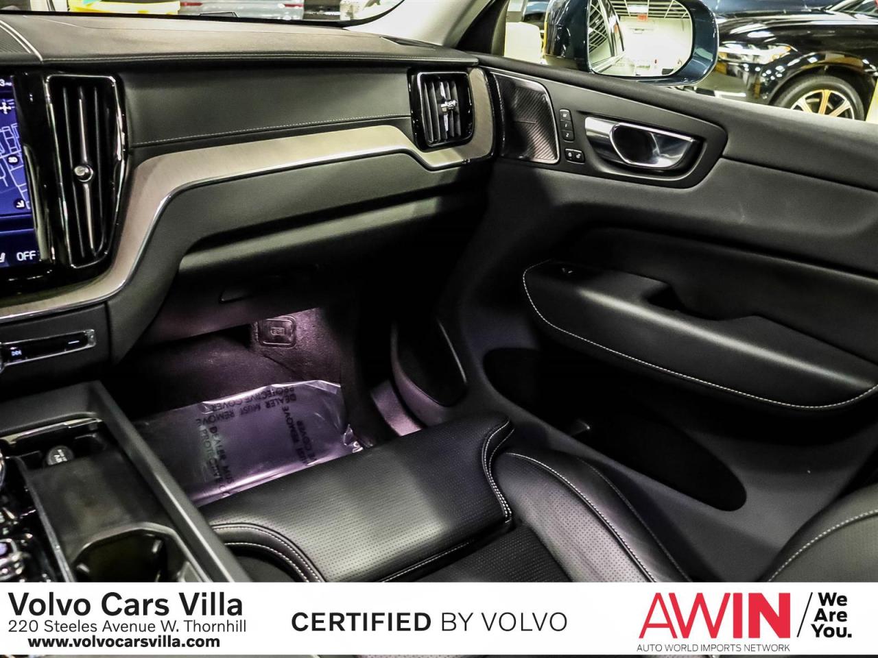 2021 Volvo XC60 T8 eAWD Inscription Photo