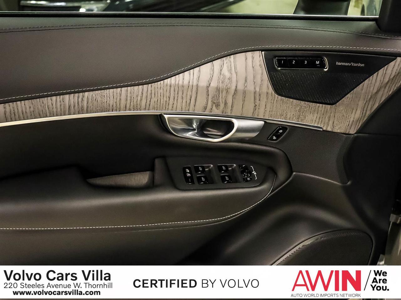2024 Volvo XC90 B6 AWD Ultimate Bright Theme 7-Seater Photo4