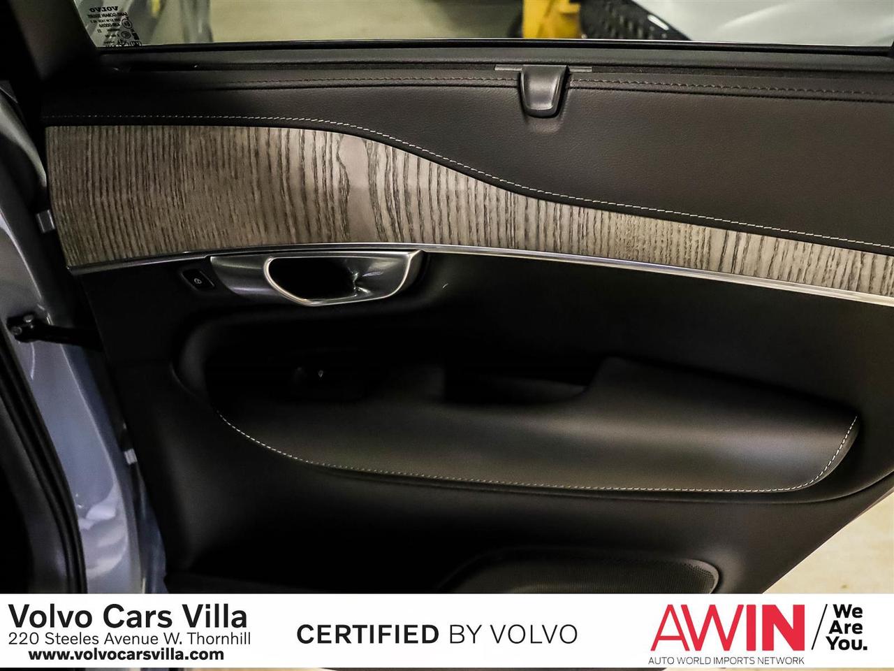 2024 Volvo XC90 B6 AWD Ultimate Bright Theme 7-Seater Photo