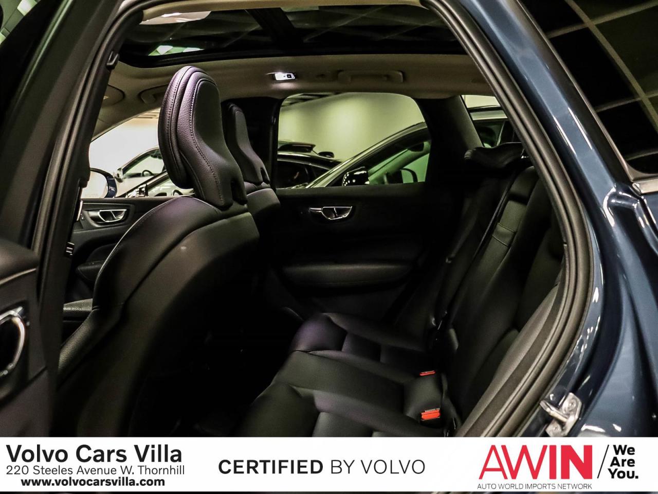 2021 Volvo XC60 T8 eAWD Inscription Expression Photo