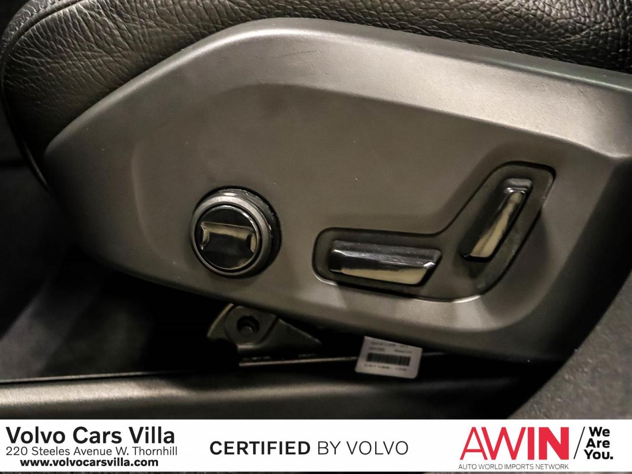 2021 Volvo XC60 T8 eAWD Inscription Expression Photo