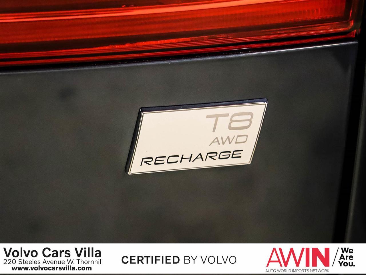 2021 Volvo XC60 T8 eAWD Inscription Expression Photo
