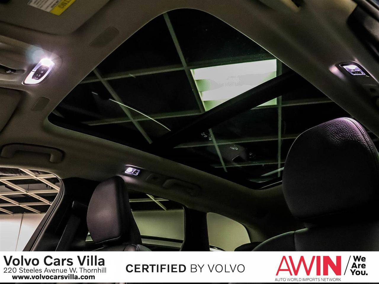 2021 Volvo XC60 T8 eAWD Inscription Expression Photo
