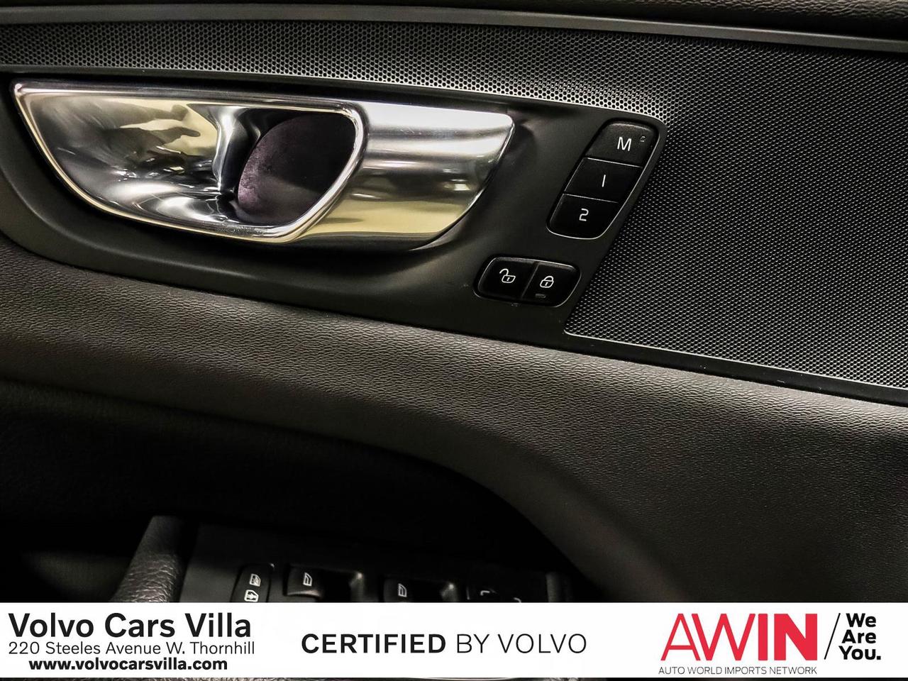 2021 Volvo XC60 T8 eAWD Inscription Expression Photo