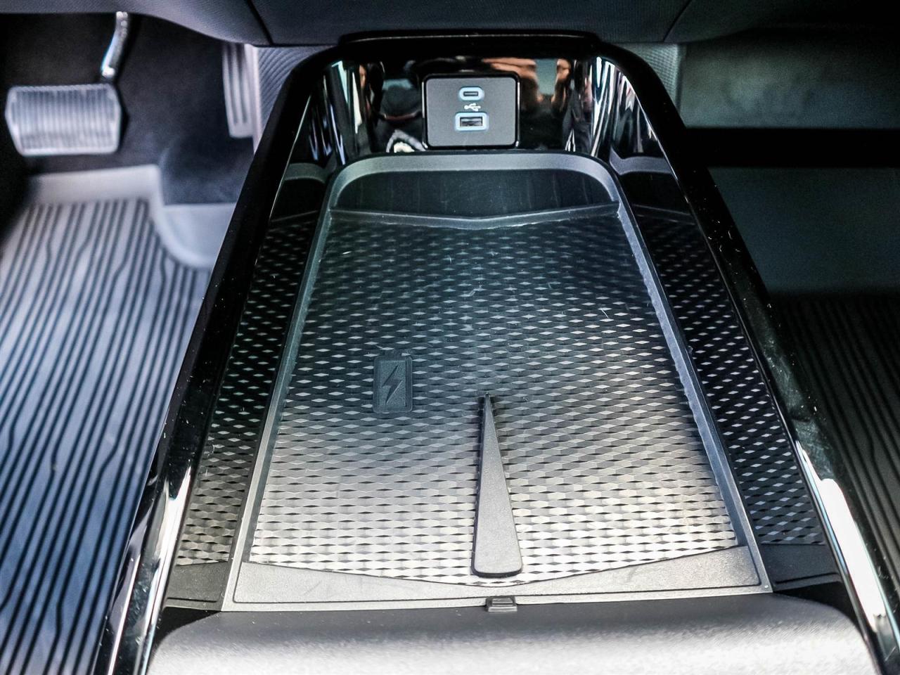 2022 Ford Mustang Mach-e GT AWD Photo