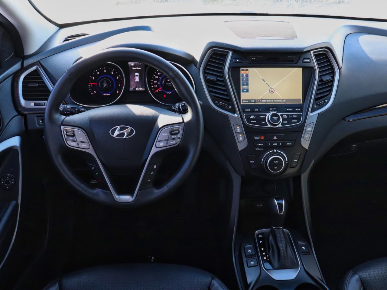 2016 Hyundai Santa Fe LIMITED Photo