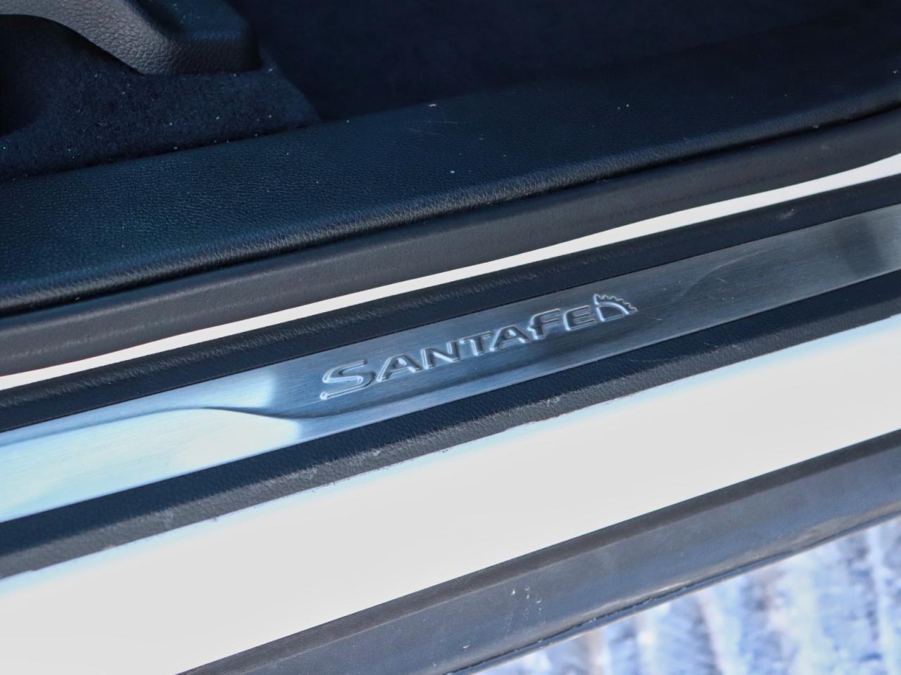 2016 Hyundai Santa Fe LIMITED Photo