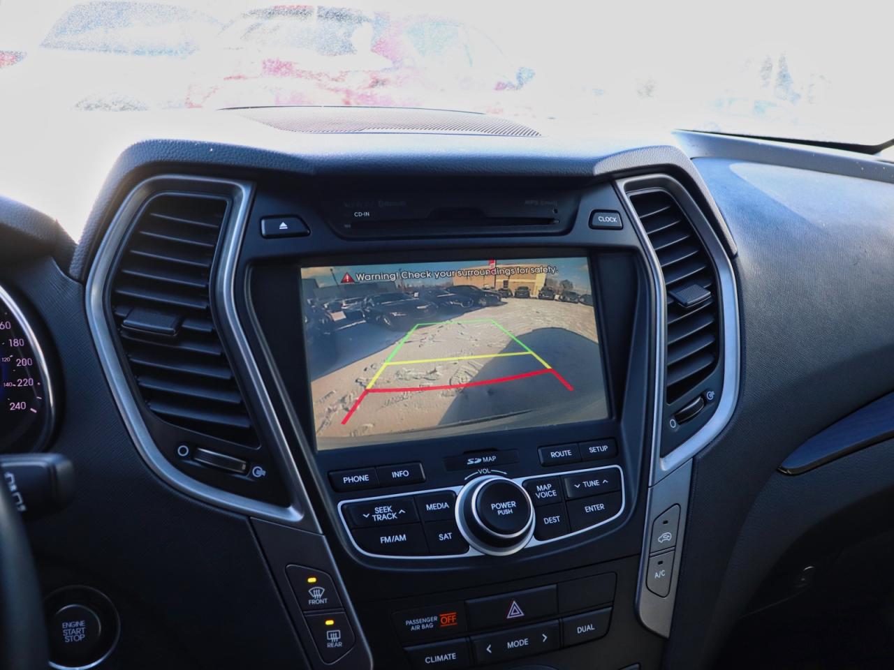 2016 Hyundai Santa Fe LIMITED Photo