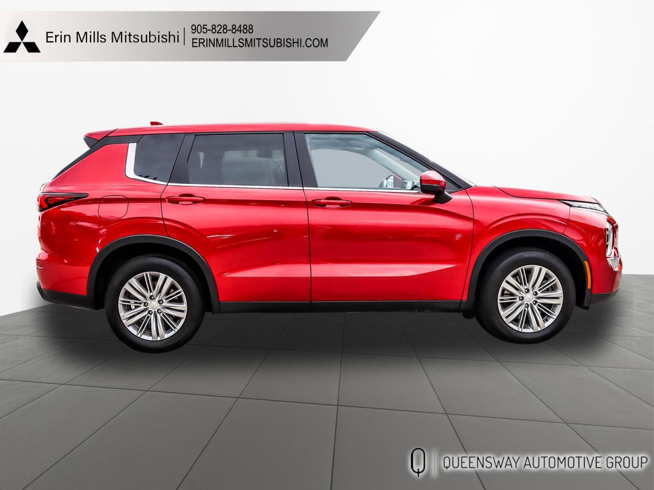 2022 Mitsubishi Outlander ES S-AWC Photo2