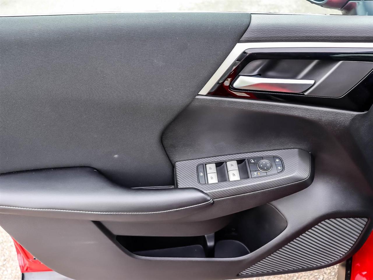 2022 Mitsubishi Outlander ES S-AWC Photo