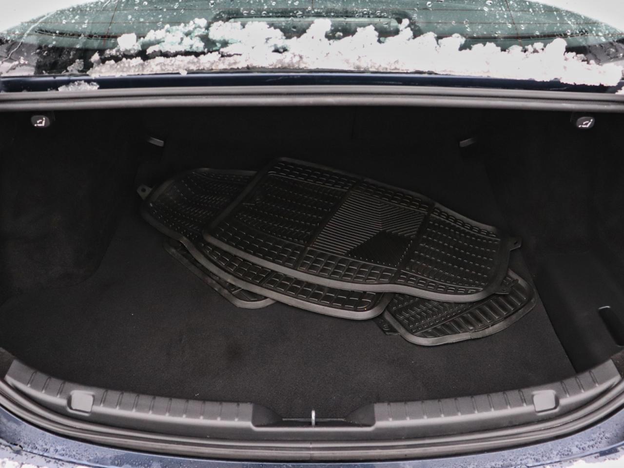 2025 Mazda MAZDA3 GS Photo