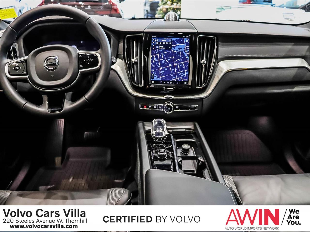 2025 Volvo XC60 Plug-In Hybrid T8 AWD Polestar Engineered Photo