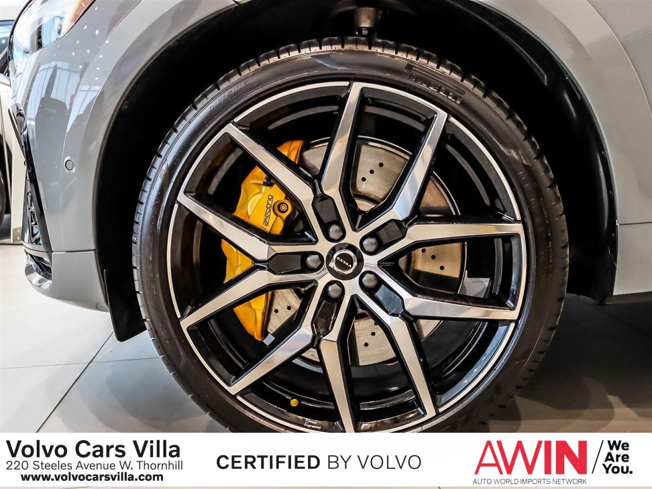 2025 Volvo XC60 Plug-In Hybrid T8 AWD Polestar Engineered Photo