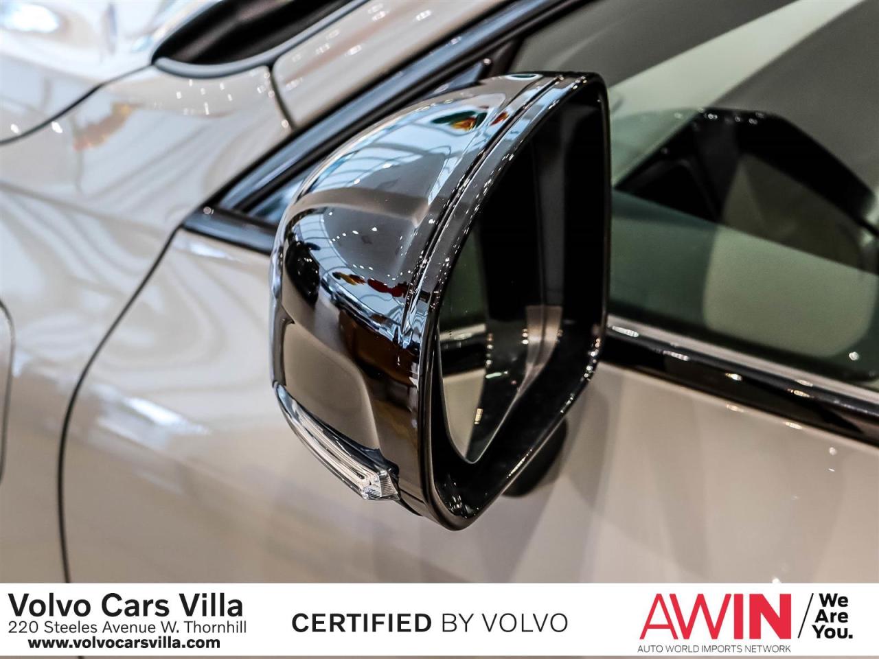 2025 Volvo XC60 Plug-In Hybrid T8 AWD Polestar Engineered Photo