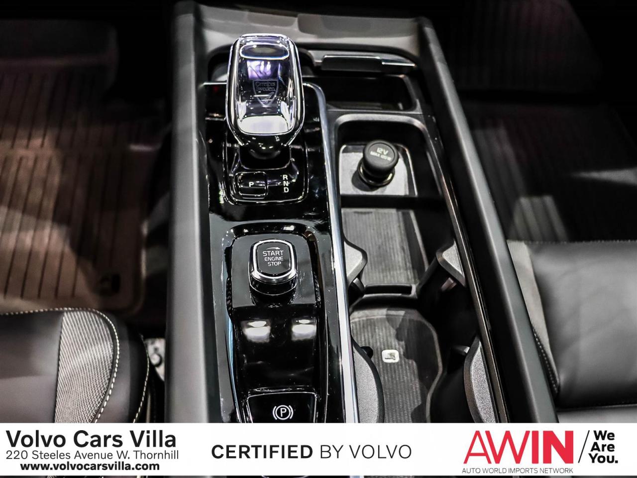 2025 Volvo XC60 Plug-In Hybrid T8 AWD Polestar Engineered Photo