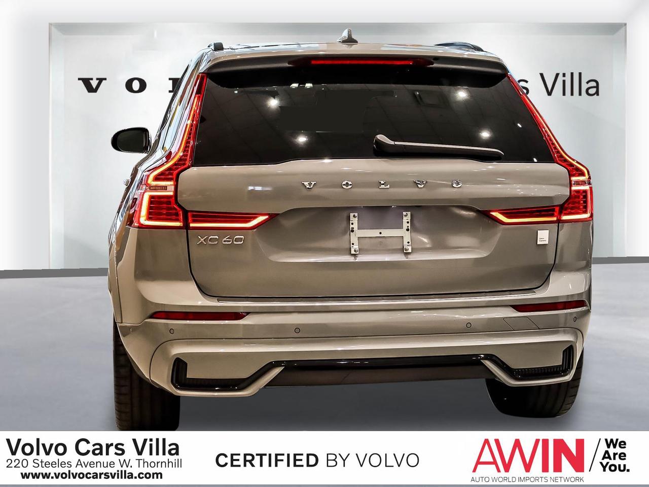 2025 Volvo XC60 T8 AWD Polestar Engineered Photo