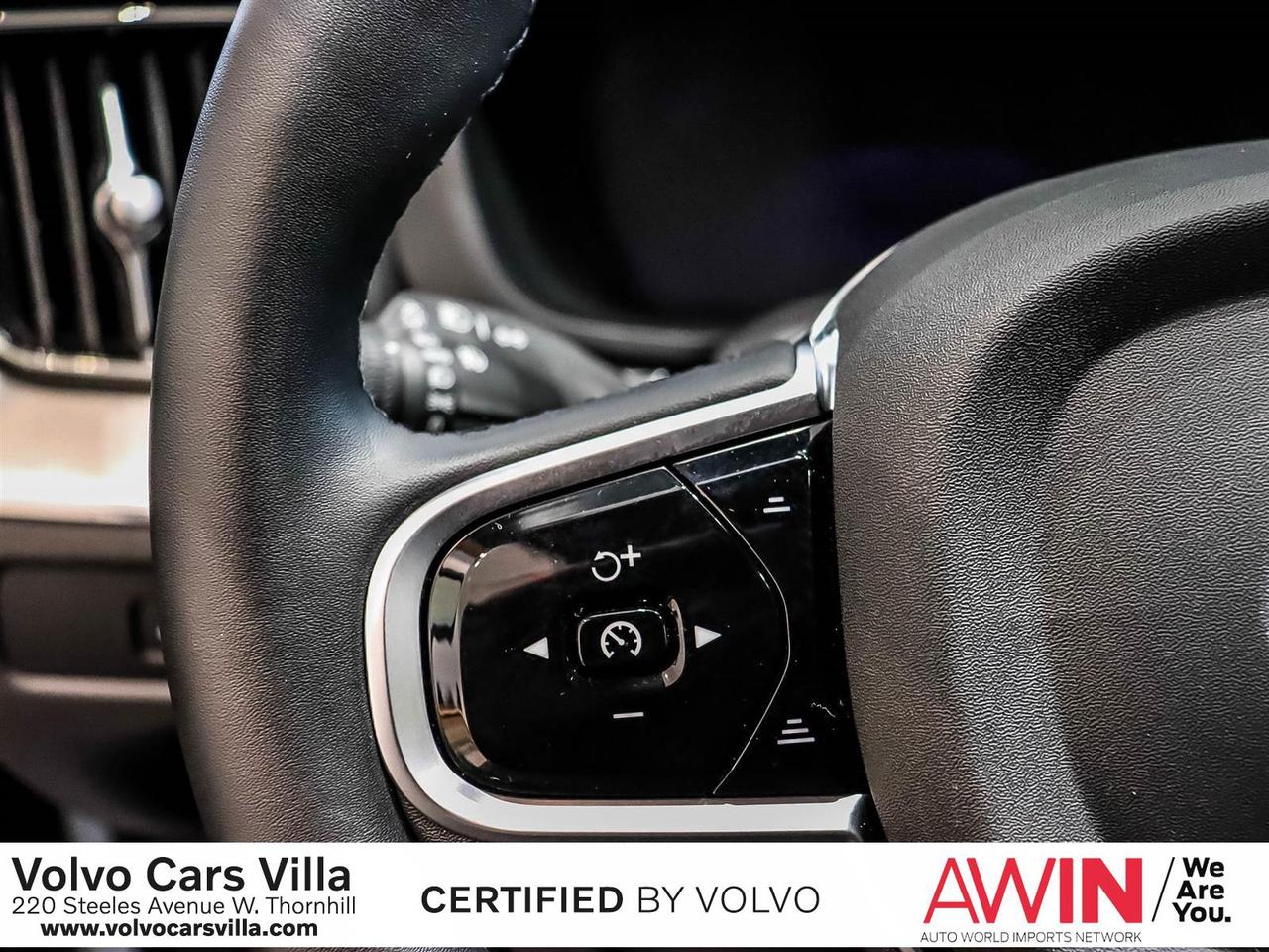 2025 Volvo XC60 T8 AWD Polestar Engineered Photo