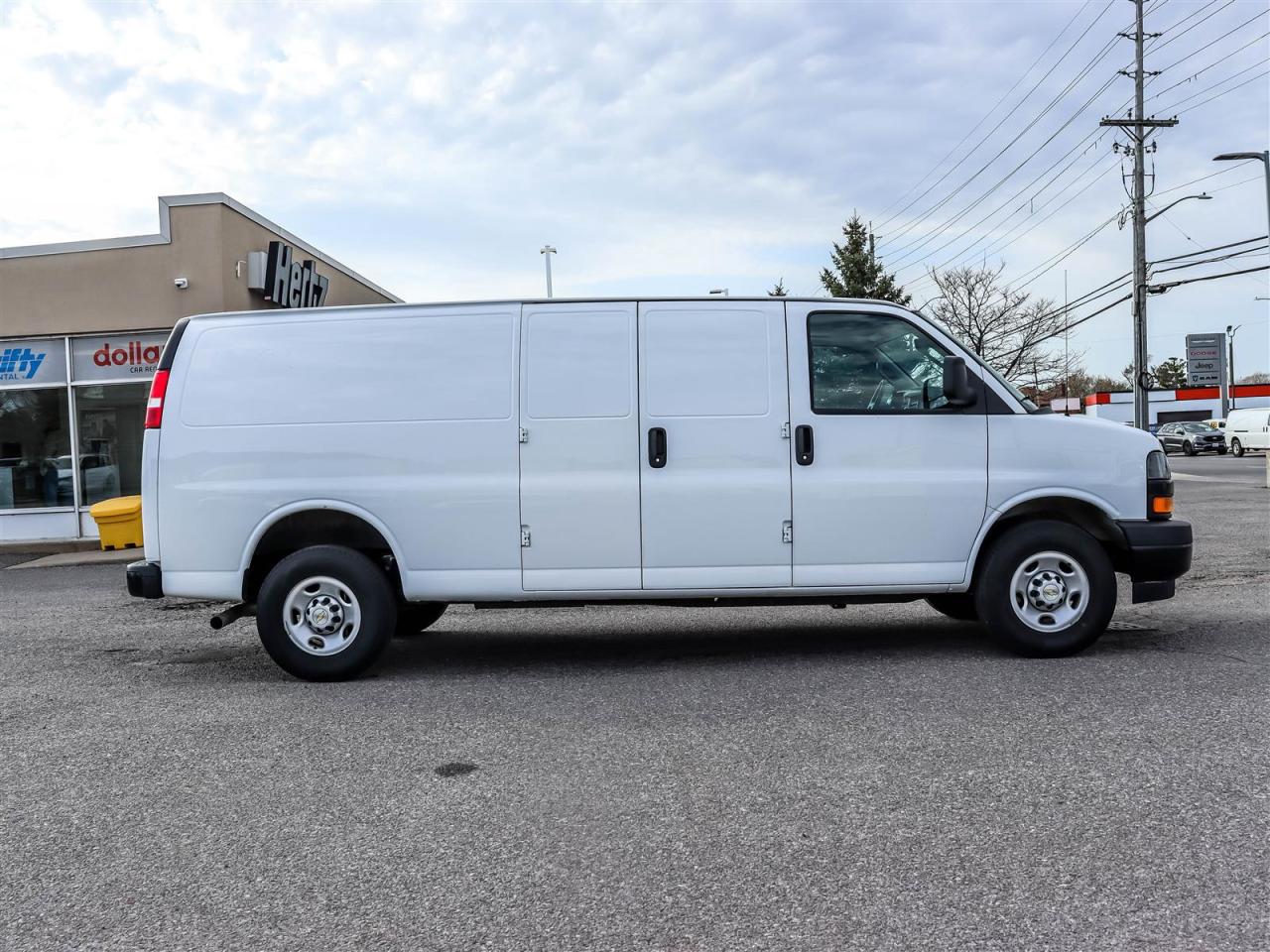 2024 Chevrolet Express 1 Ton Photo