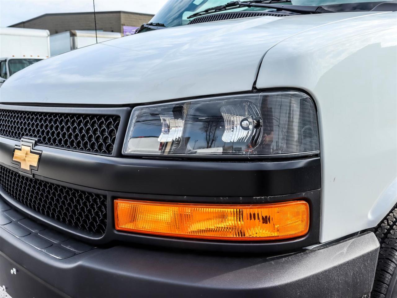 2024 Chevrolet Express 1 Ton Photo