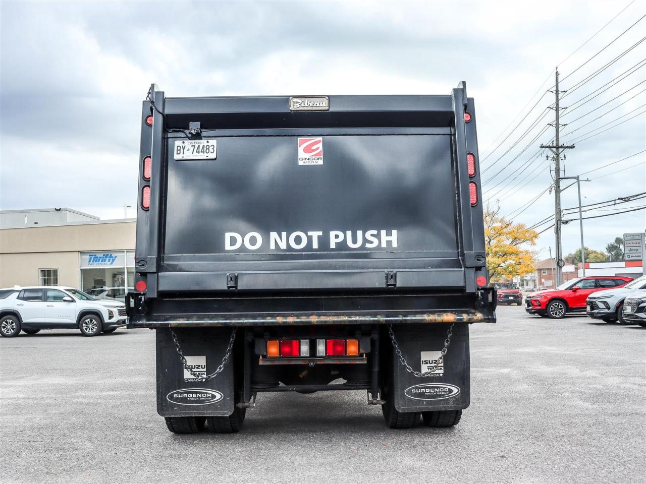 2022 Isuzu FVR - Photo3