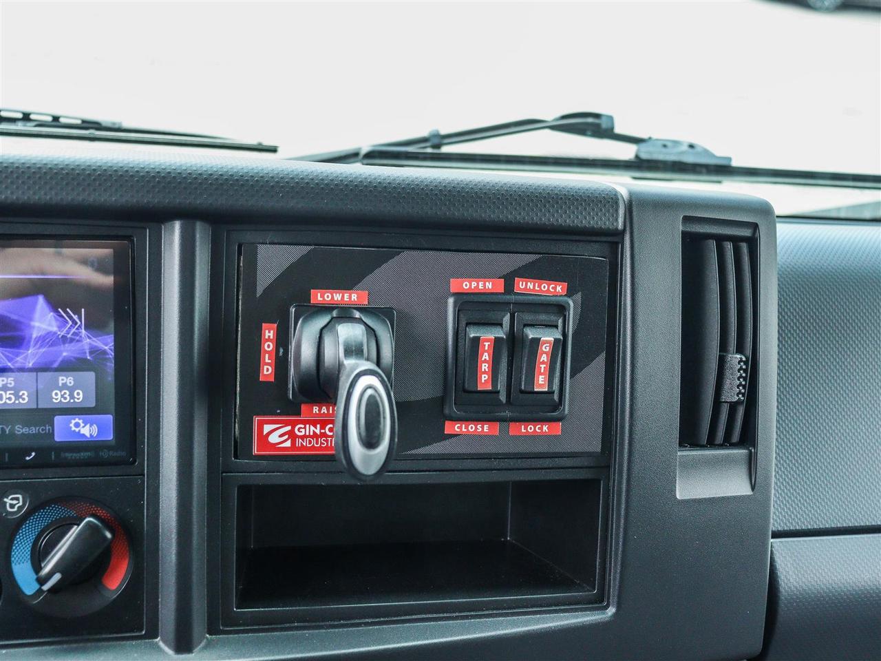 2022 Isuzu FVR - Photo