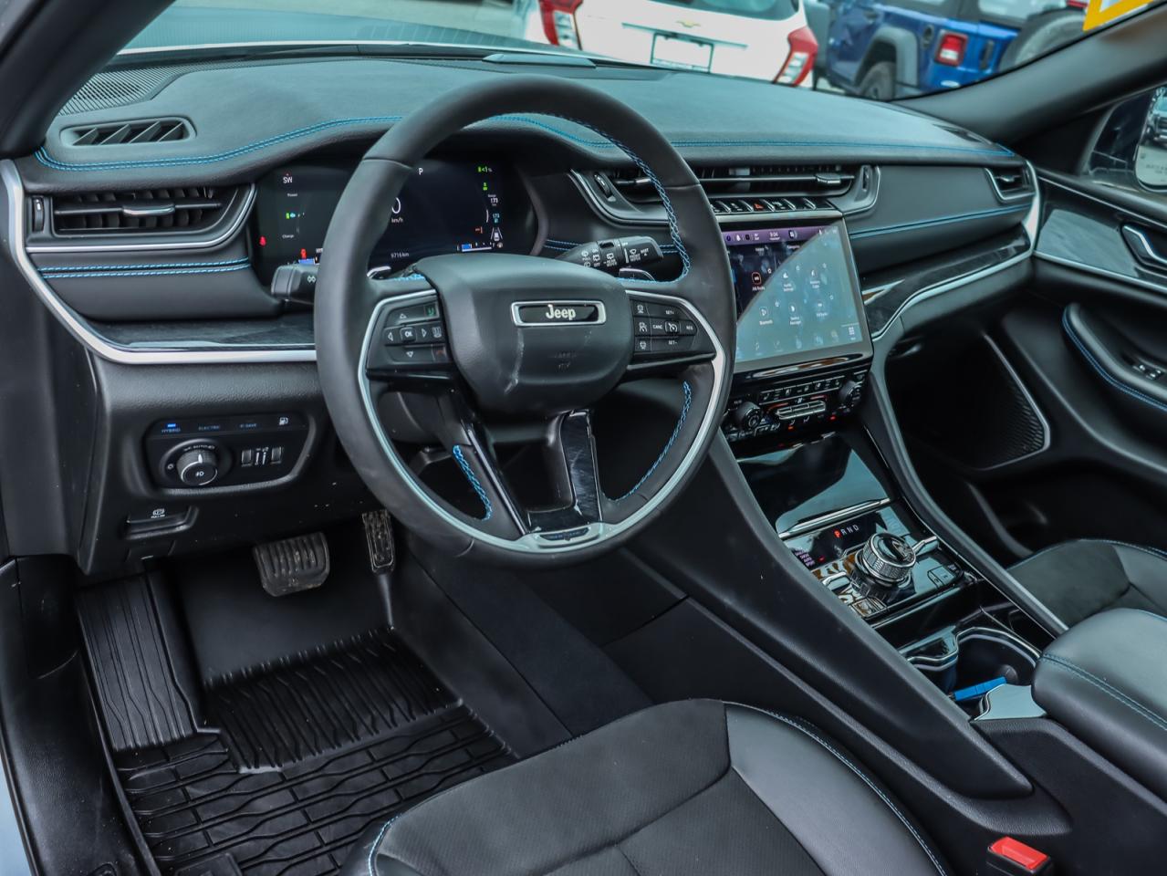 2022 Jeep Grand Cherokee 4xe Trailhawk 4xe Photo