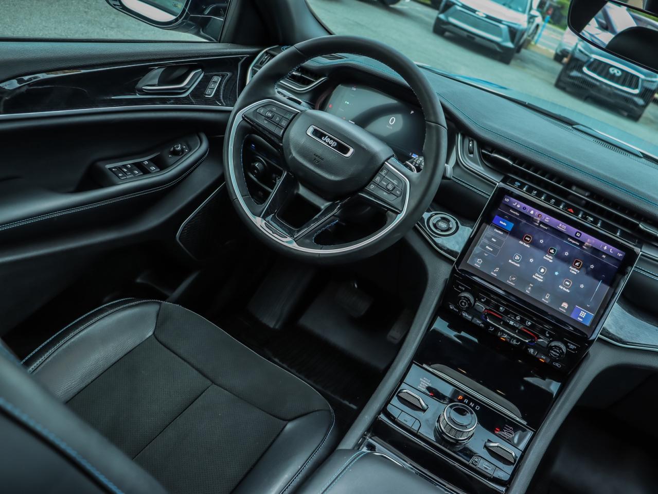 2022 Jeep Grand Cherokee 4xe Trailhawk 4xe Photo