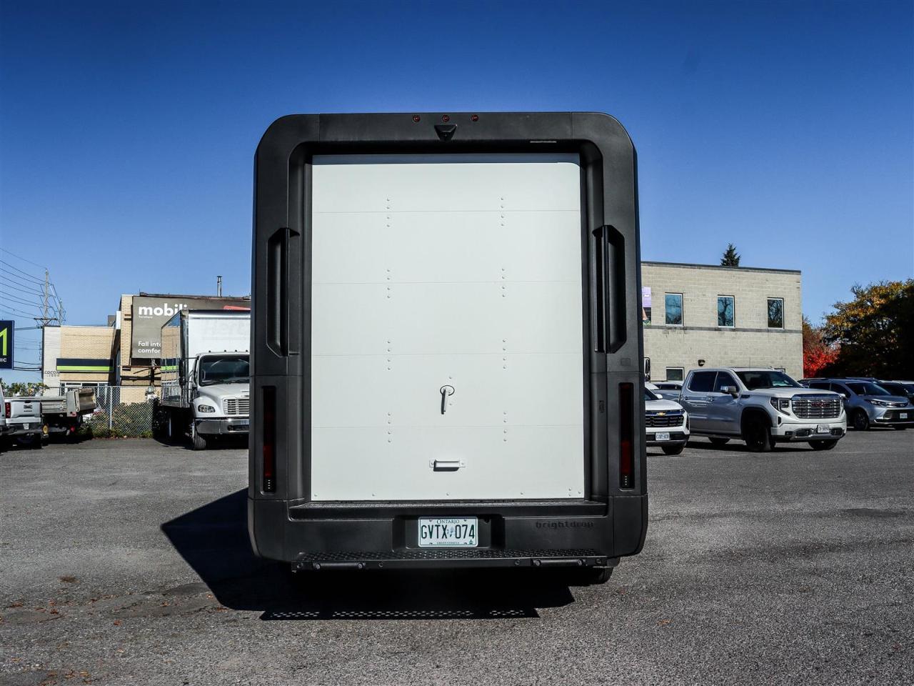 2025 Chevrolet BRIGHTDROP 600 AWD low range Photo