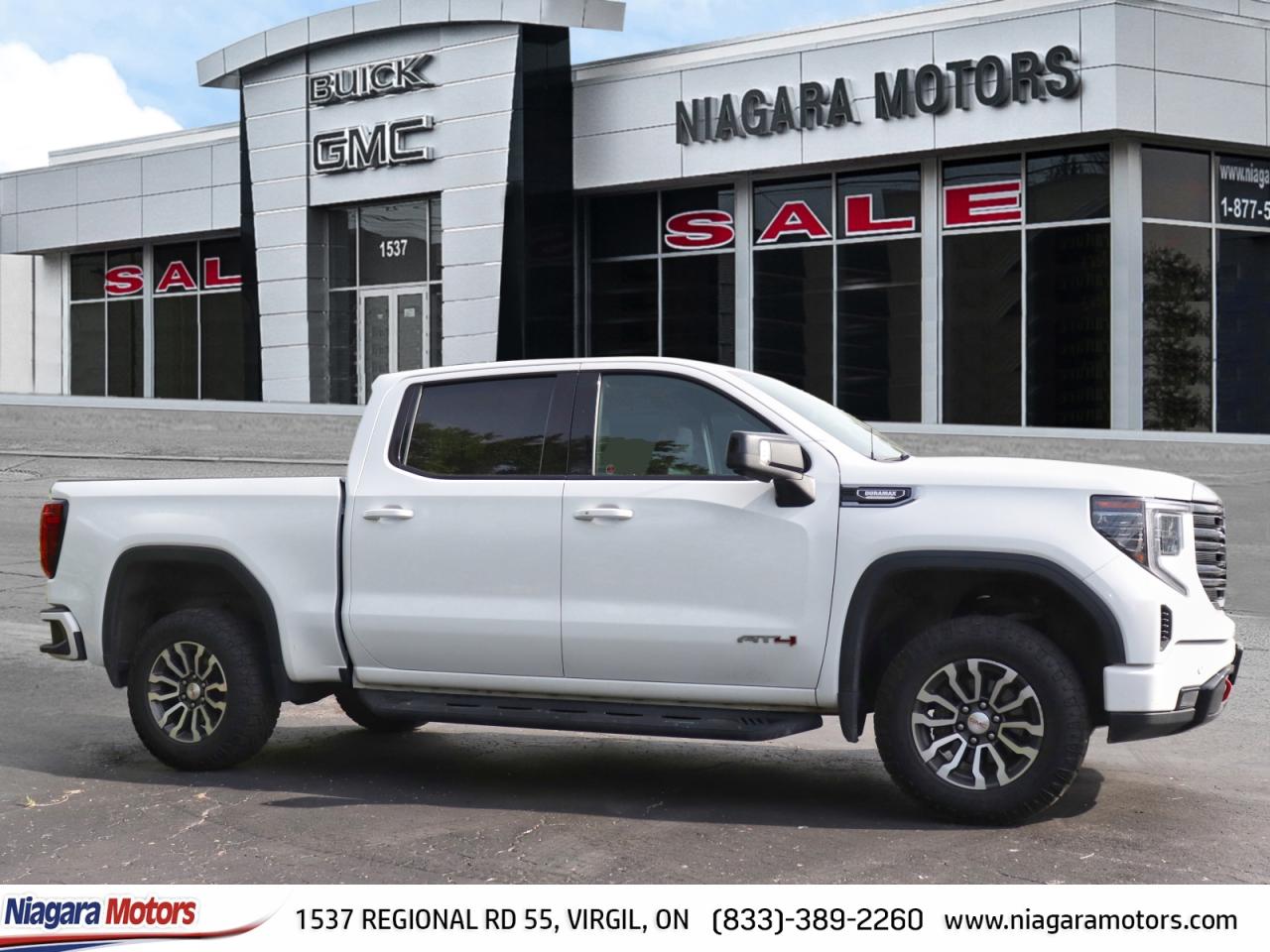2023 GMC Sierra 1500 AT4 CREW CAB 4WD Photo