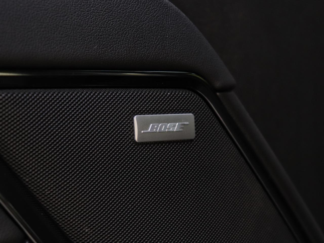 2023 GMC Sierra 1500 AT4 CREW CAB 4WD Photo