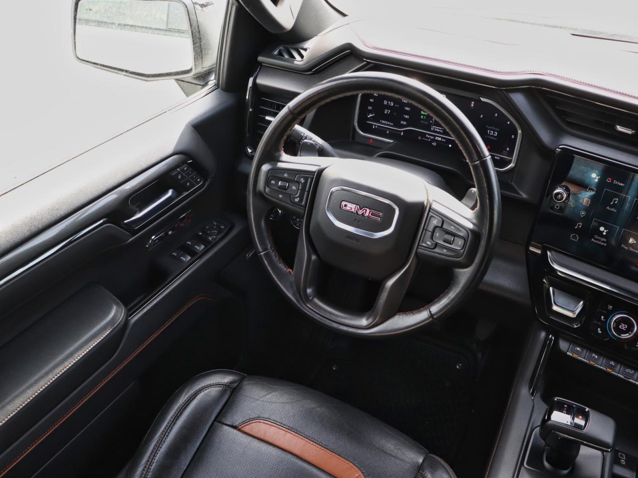 2023 GMC Sierra 1500 AT4 CREW CAB 4WD Photo