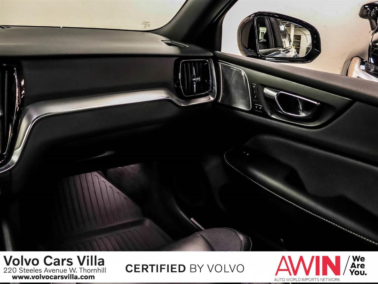 2021 Volvo S60 T5 AWD R-Design Photo